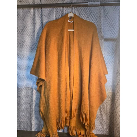 Women's Lauren Conrad Orange Knit Fringe Poncho Shrug - Picture 1 of 5
